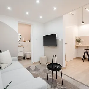 Kl35- Boutique Apartments, Location. By Bqa Budapest